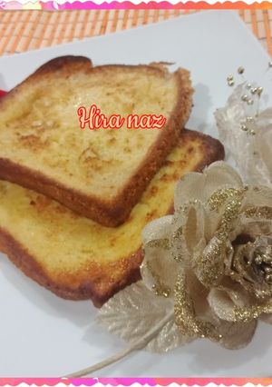 A picture of French Toast.
