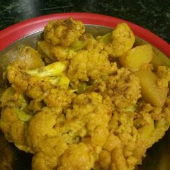 A picture of Gobhi aaloo.