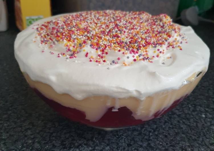 Easiest Way to Make Perfect Simple Trifle