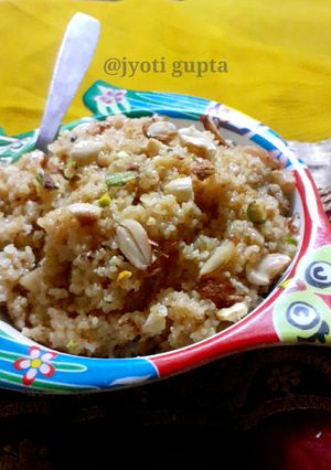 गुड़ दलिया(Gud daliya recipe in Hindi recipe in Hindi) रेसिपी मुख्य फोटो