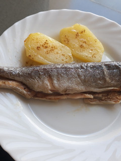 Una foto de Trucha asalmonada en papillot