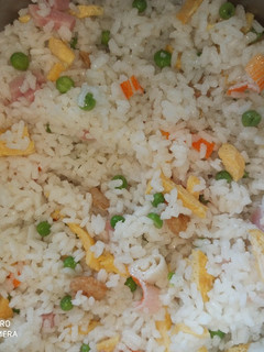 Una foto de Arroz tres delicias