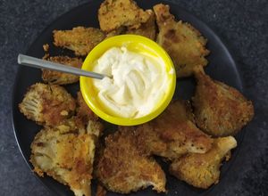 Una foto de Setas de cardo empanadas con ali-oli