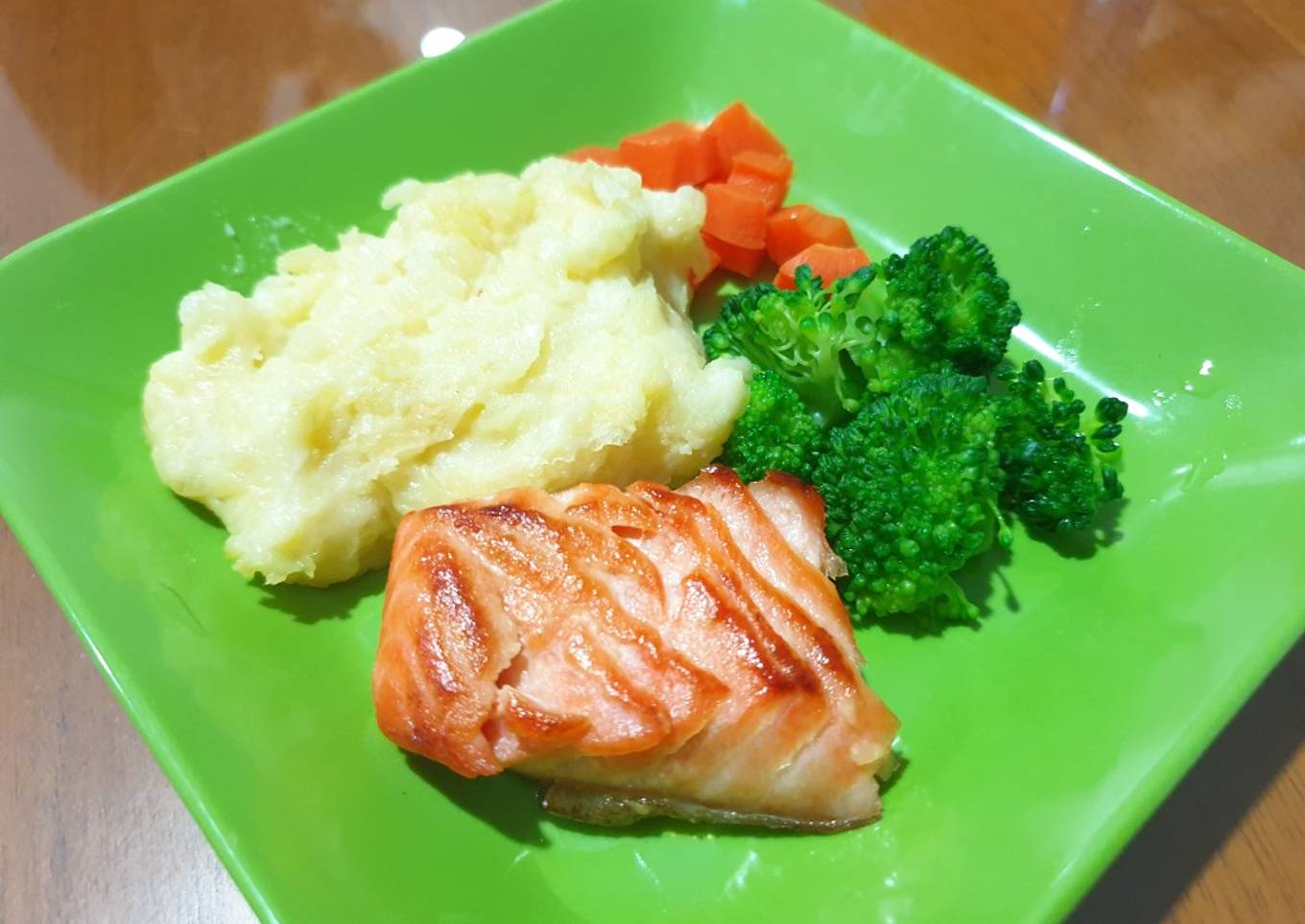 Steak salmon mpasi 12m+