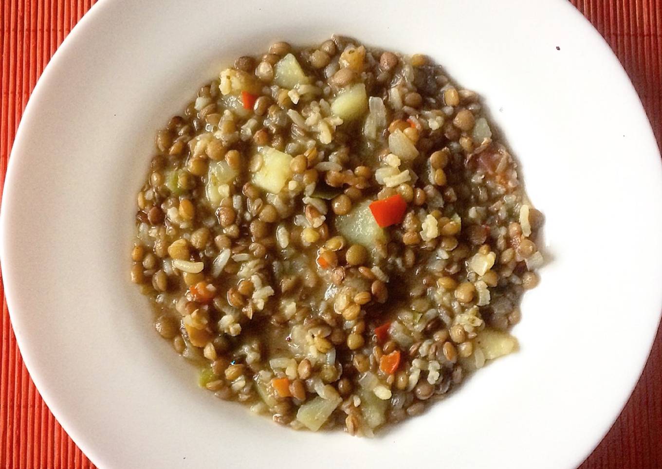 Lentejas con arroz y verduras