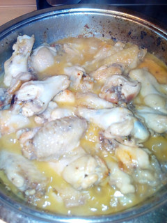 Una foto de Alitas de pollo al ajillo