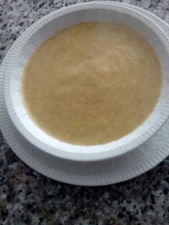 Una foto de Crema de calabacín con quesito