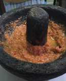 Salsa de jitomate con chinicuiles