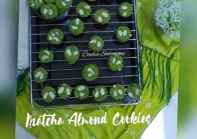 Matcha Almond Cookies