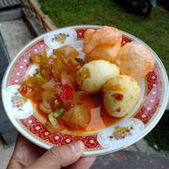 A picture of Seblak Kikil DEBM.