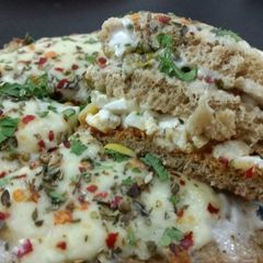 A picture of Melting Moment Sandwich.