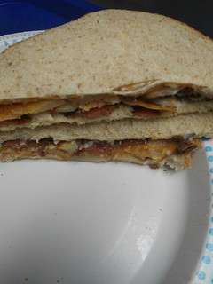 A picture of Bacon and Potato Sandwich.