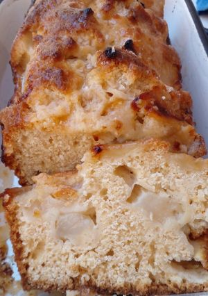 Una foto de Budín de manzana 🍏 pera y canela. Súper húmedo y exquisito 😉