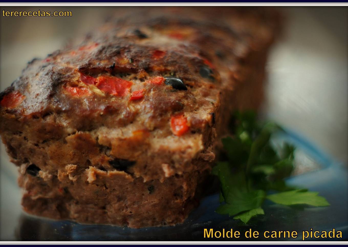 Molde o pastel de carne picada.