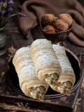 Cannoli di Pasta Fillo Ripieni con Crema Pasticcera alle Noci