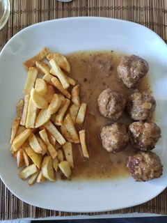 Una foto de Albóndigas en salsa española