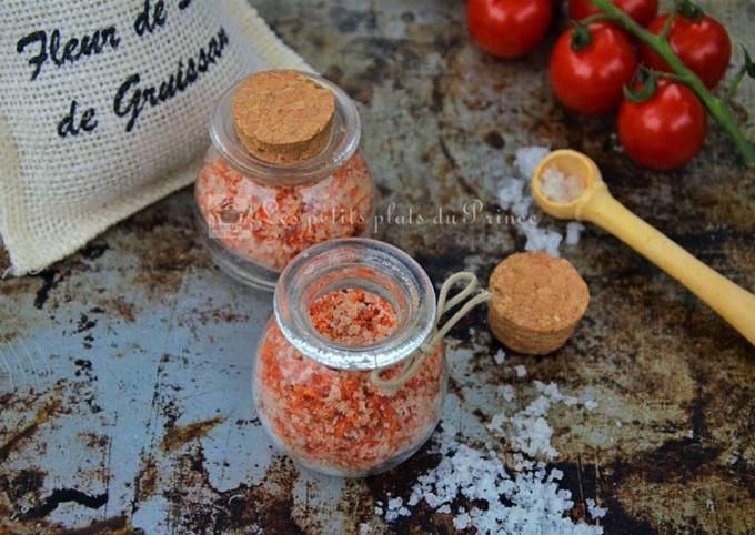 Comment faire Faire Savoureux Sel aromatisé aux peaux de tomate