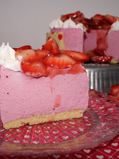 Una foto de Cheesecake de frutas del bosque sin horno