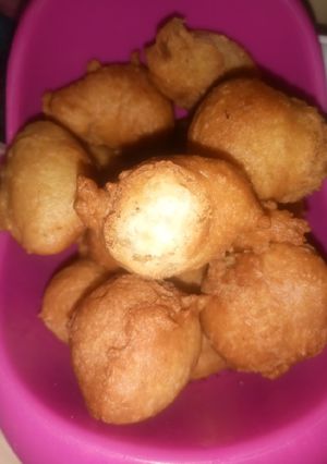A picture of Nigerian Buns.