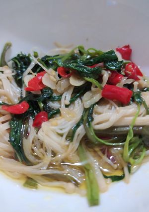 Foto resep Tumis Kangkung Enoki