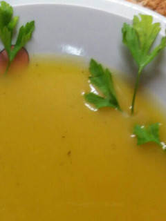 Una foto de Crema de calabaza y manzana