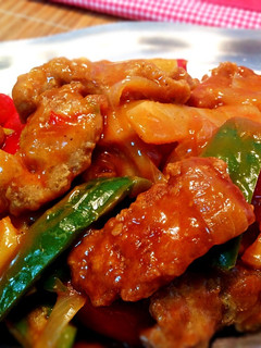 Una foto de Cerdo agridulce con pimiento y bambú, estilo chino