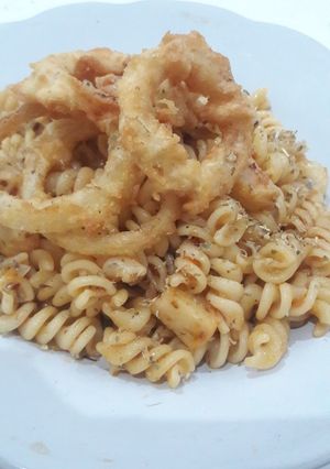 Foto resep Fishball bolognese pasta with onion rings