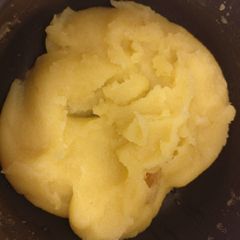 A picture of Kesari bath.