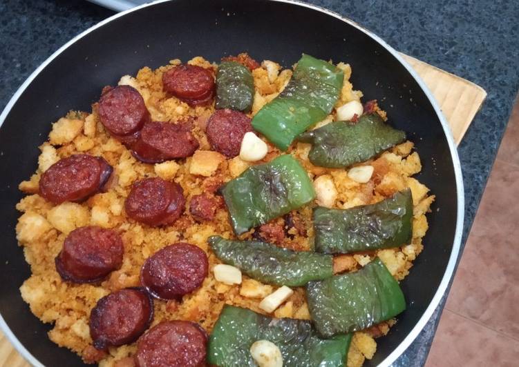 Migas con chorizo y pimiento