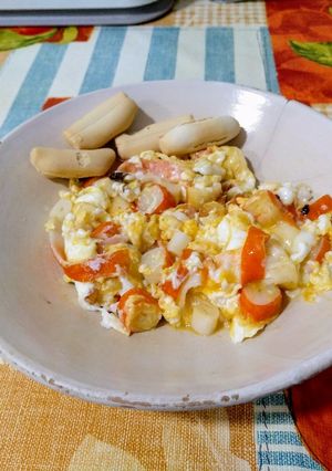 Foto principal de Revuelto de surimi al ajillo