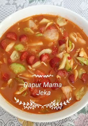 Foto resep Asinan Strawberry ala-ala...#DEBM