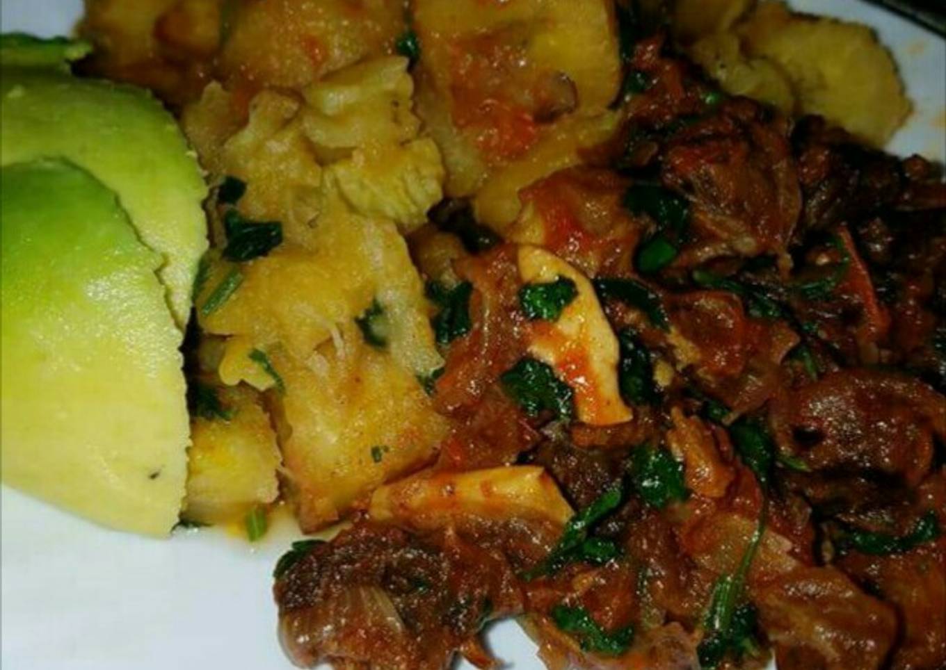 Matoke and beef stew