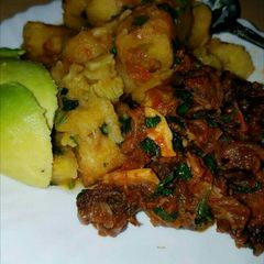 A picture of Matoke and beef stew.