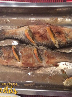 Una foto de Lubinas al horno