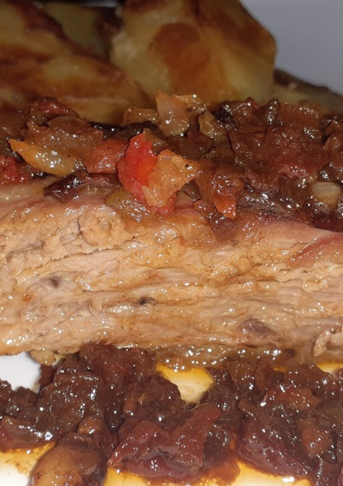 Una foto de Vacío en Salsa Criolla Argentina          Receta Tradicionales de Argentina 🇦🇷