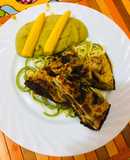 Tortilla de Huevo con plátano frito, Spaghetti de calabaza y puré de chicharo
