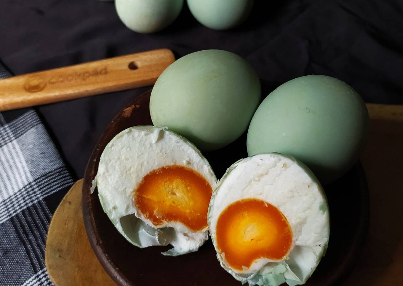 Telur Asin Media 1 (Bata-Abu-Garam)