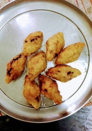 पोहा पुलि(Poha Puli recipe in Hindi) रेसिपी मुख्य फोटो