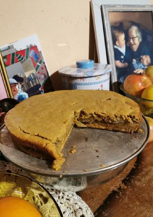 Una foto de Bizcocho zanahoria relleno con manzana caramelizada Aplv Vegano