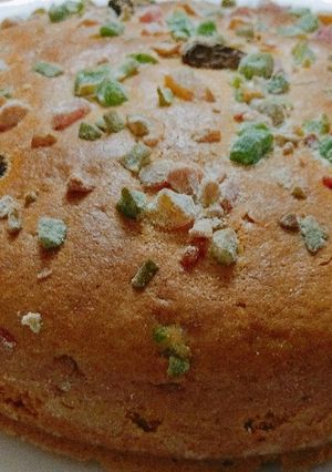 A picture of Tutti Fruitti Cake.