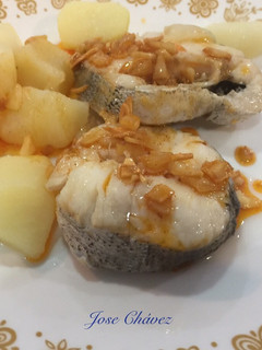 Una foto de Merluza a la Gallega