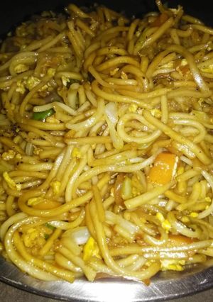 চাউমিন (chowmin recipe in Bengali) রেসিপির প্রধান ছবি