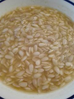 Una foto de Sopa de pasta casera sencilla, rápida y económica