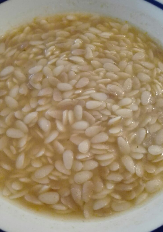 Una foto de Sopa de pasta casera sencilla, rápida y económica