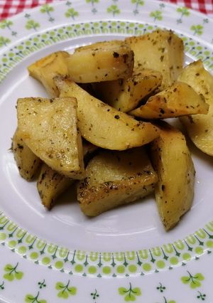 Fűszeres sült burgonya 👌 recept fotója
