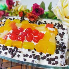 Fruit cocktail pastry with 3 minutes microwave oven brownies A picture of Fruit cocktail pastry with 3 minutes microwave oven brownies.