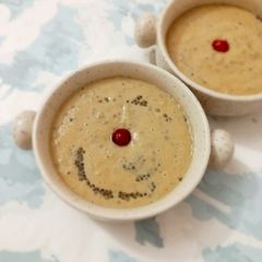 A picture of Apple Oats Chia Smoothie.
