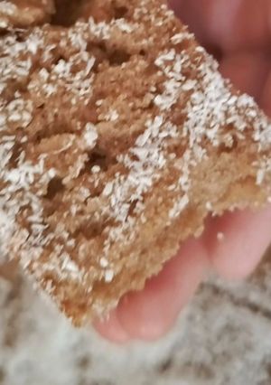 صورة لوصفة كيكة اسفنجية بجوز الهند