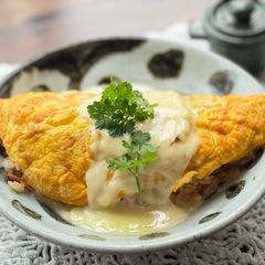 A picture of Cheese Omu-Rice.