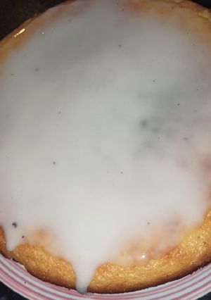 Una foto de Torta de limón con glaseado